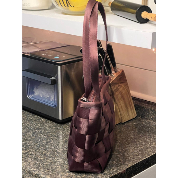 Harvey’s Seatbelt Bag Deep Purple - Picture 2 of 10